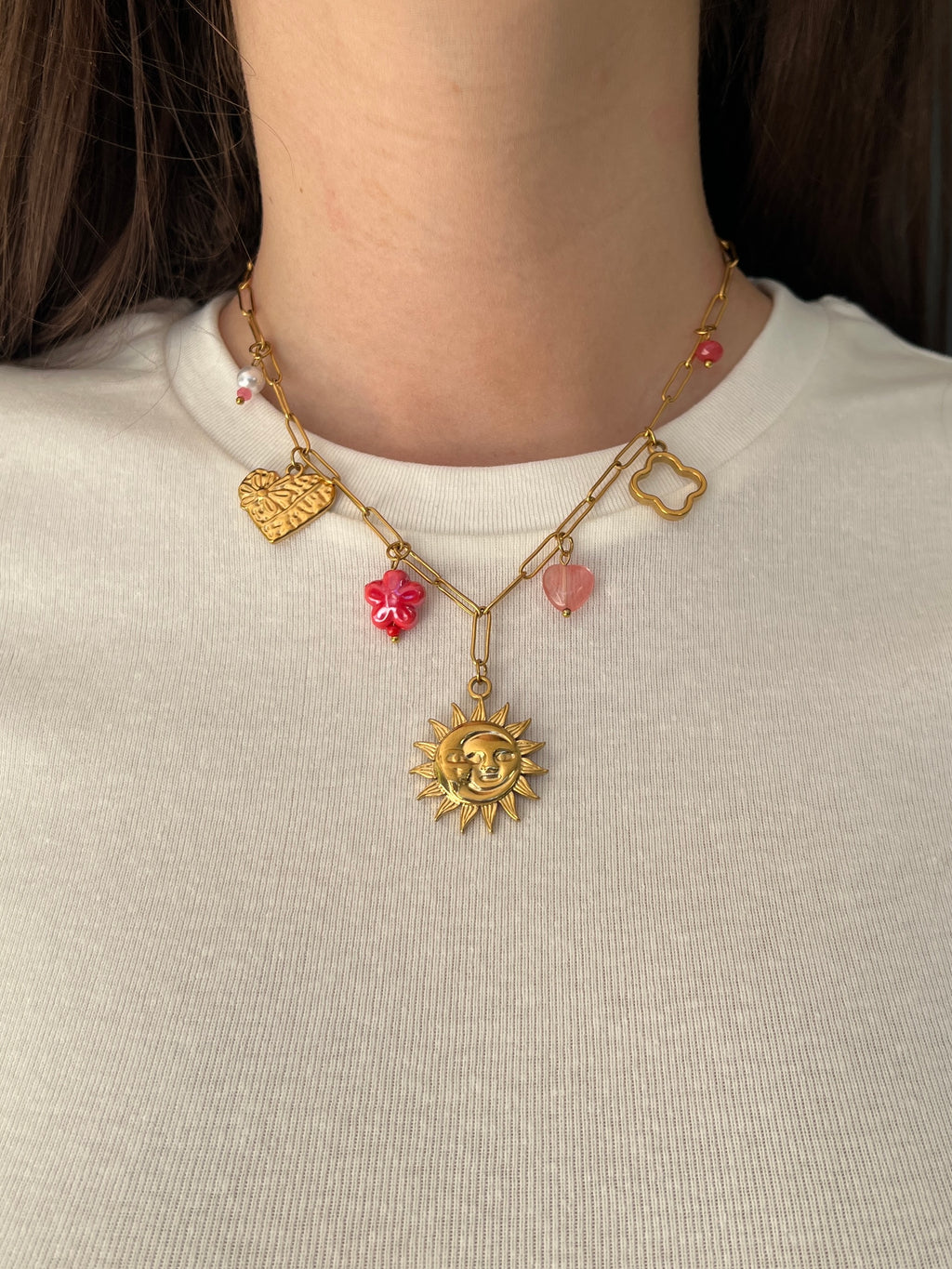 COLLIER JOY